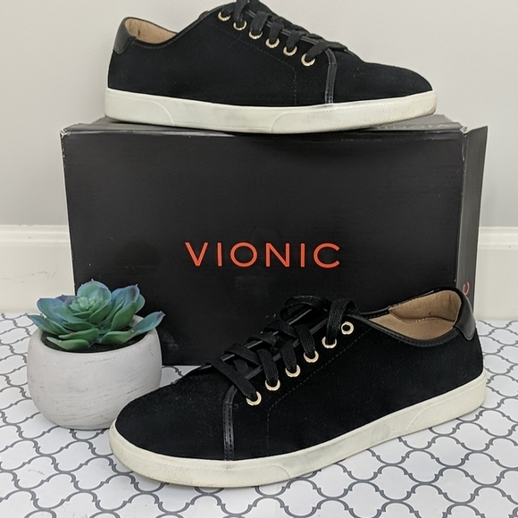 vionic water resistant sneakers